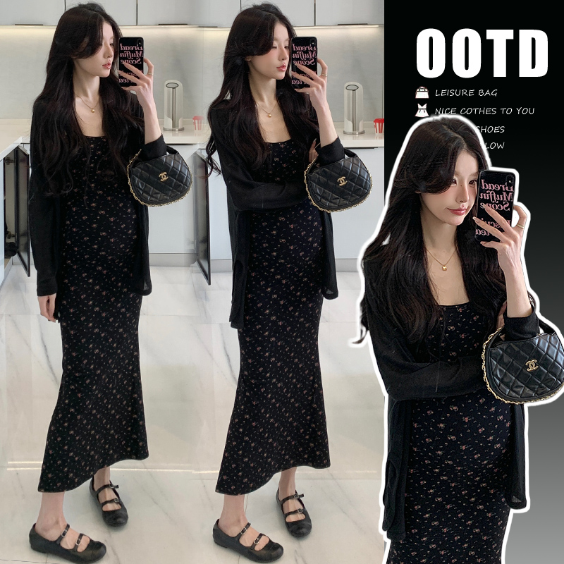 时尚孕妈早春夏简约外出套装弹力碎花吊带裙+黑色防晒开衫套装