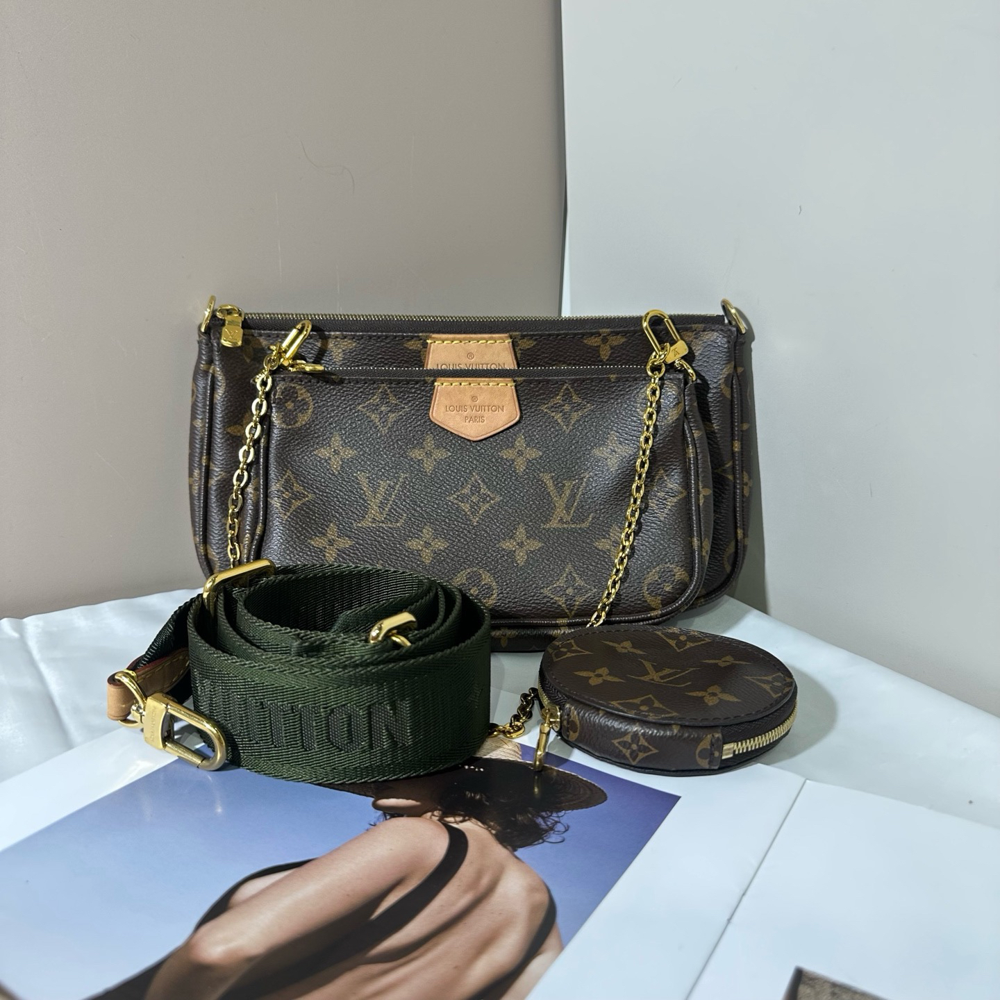 95新 LouisVuitton/路易威登 路易威登五合一绿肩带 20年芯片编码