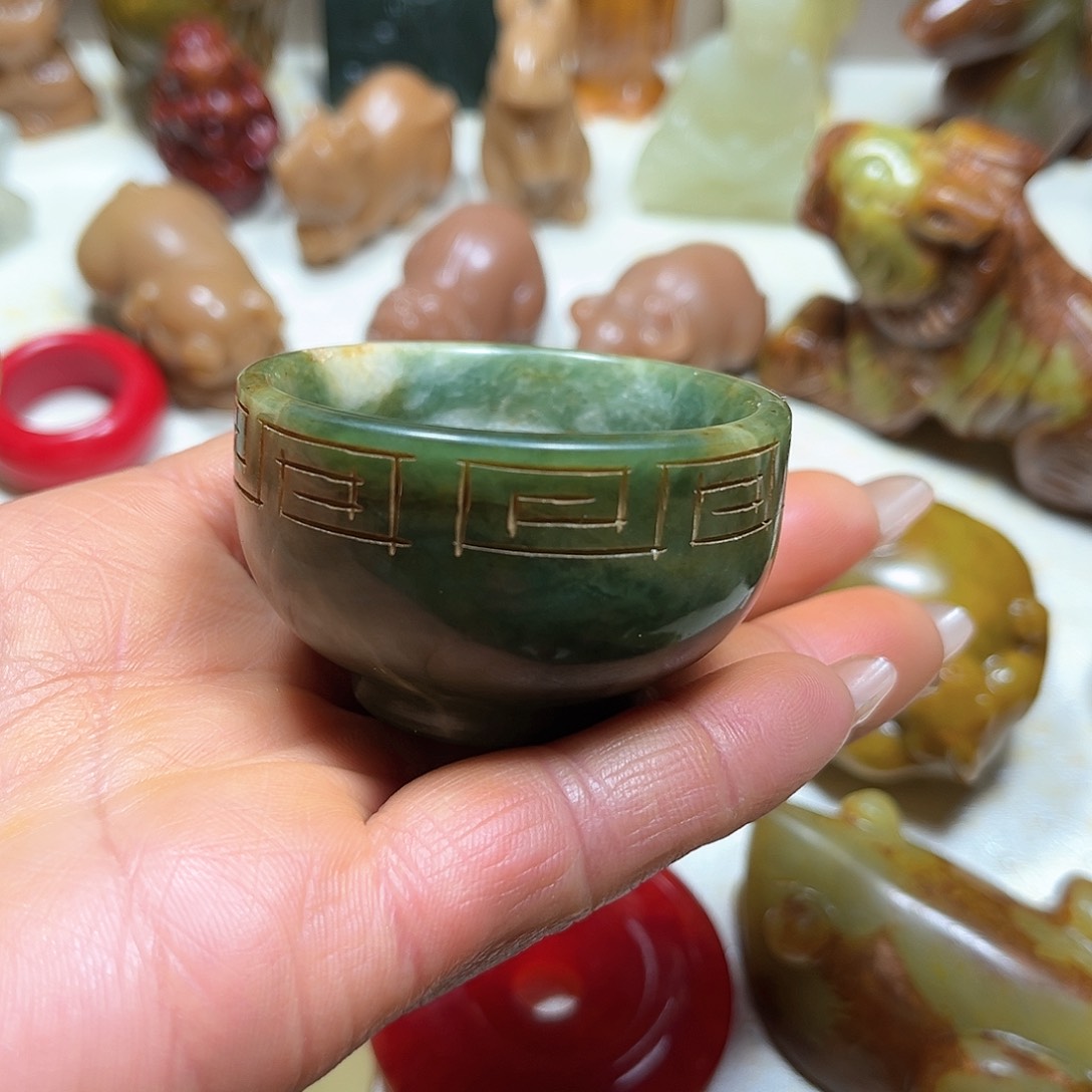 白玉菩提吊坠白玉菩提吊坠