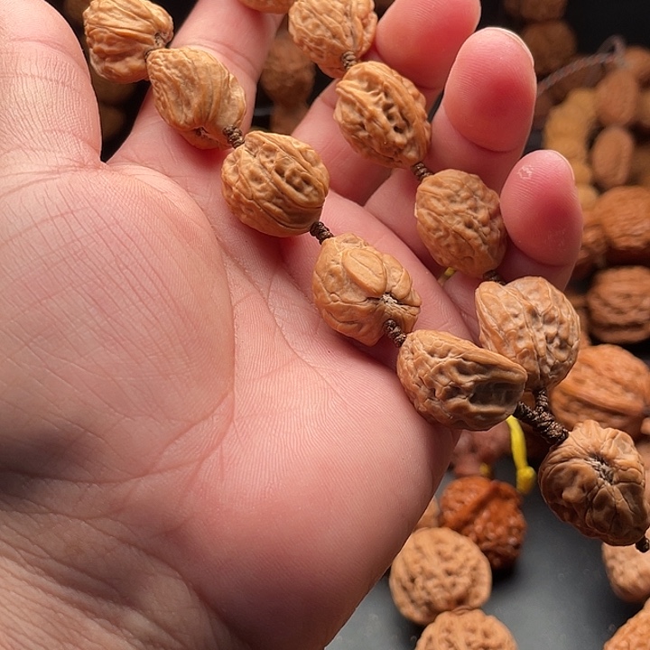 刘***爷吊坠文玩核桃4白狮子