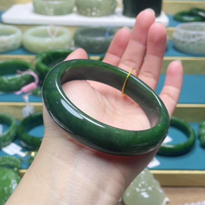 和田玉手镯61+圈口 编号4未镶嵌