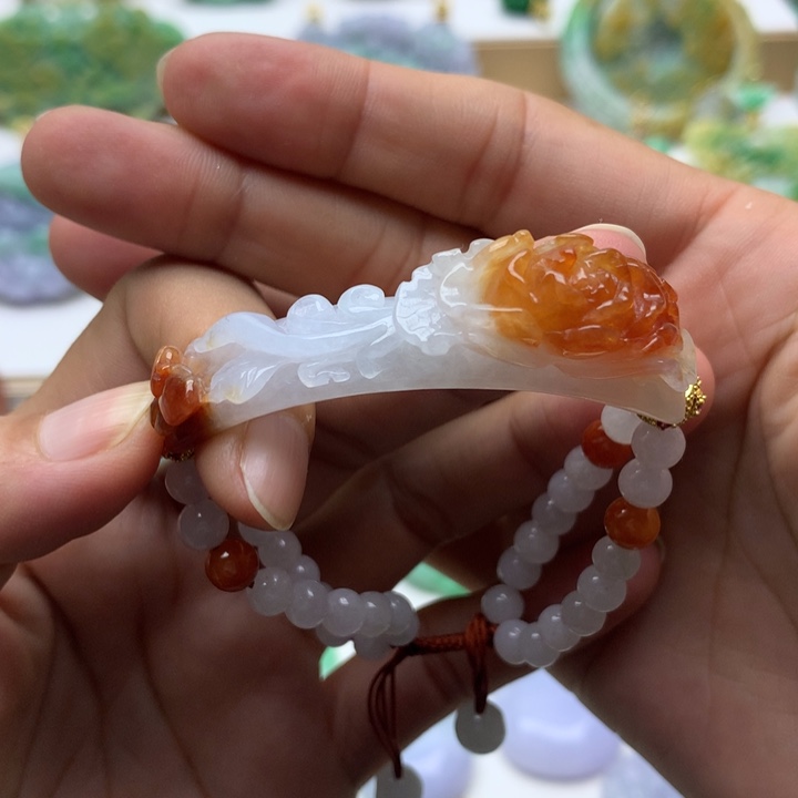 颈饰未镶嵌翡翠翡翠