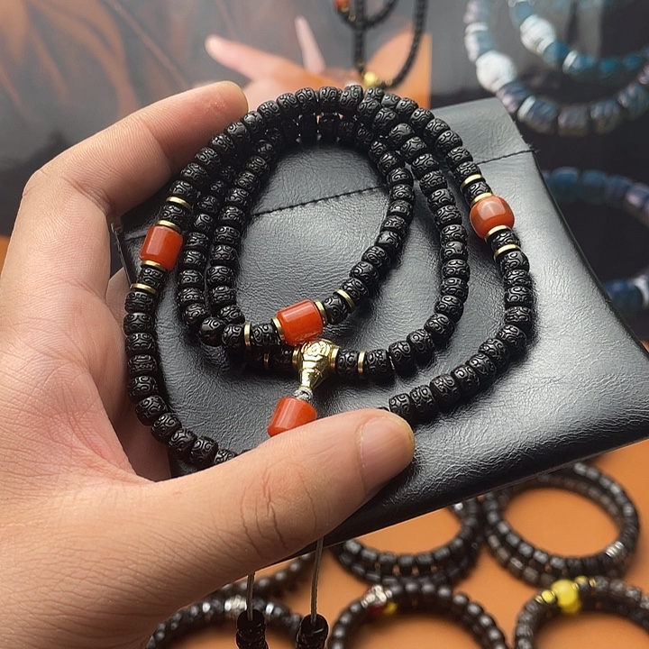 云***。手串椰蒂6黑金脖挂红