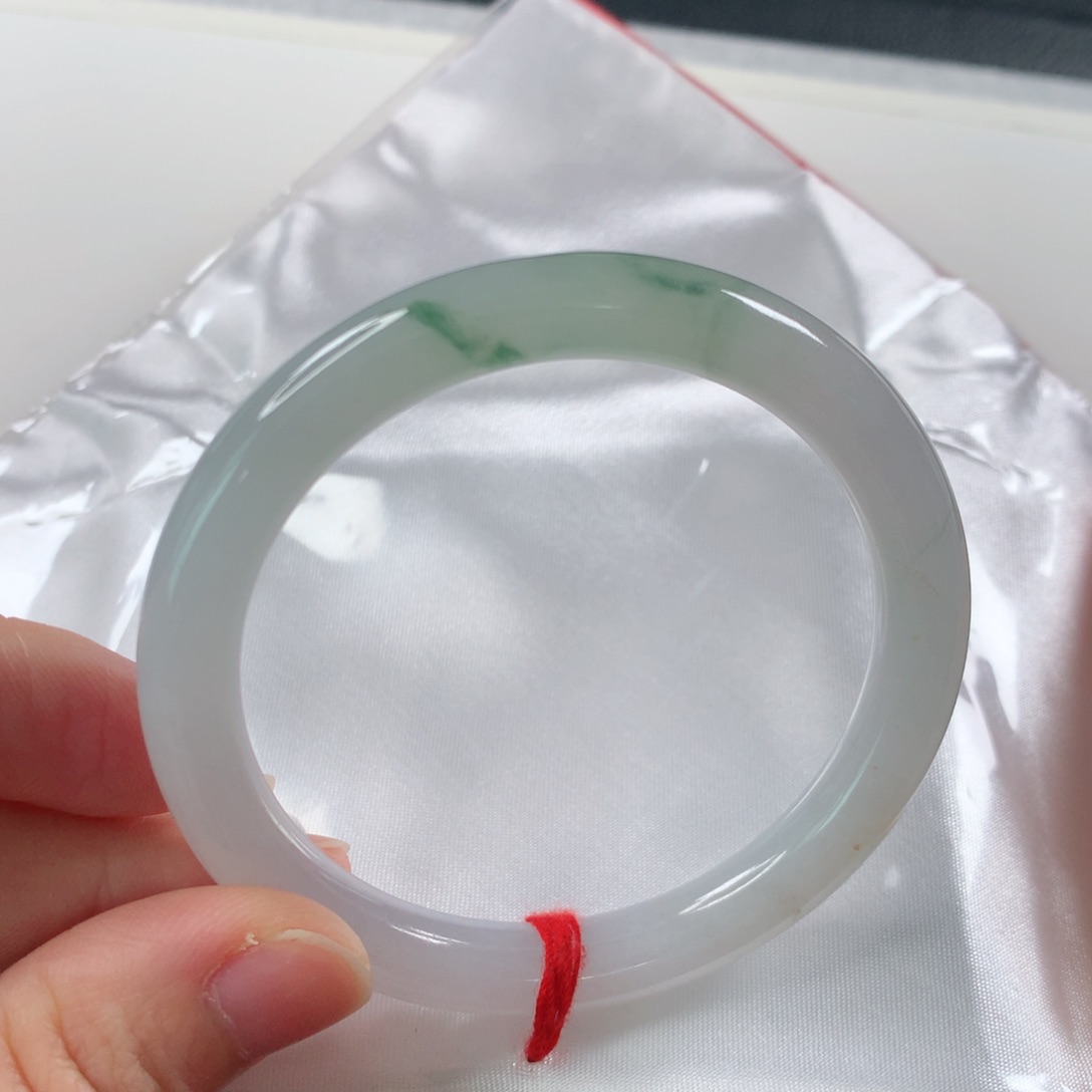 未镶嵌手镯（圆镯）翡翠259