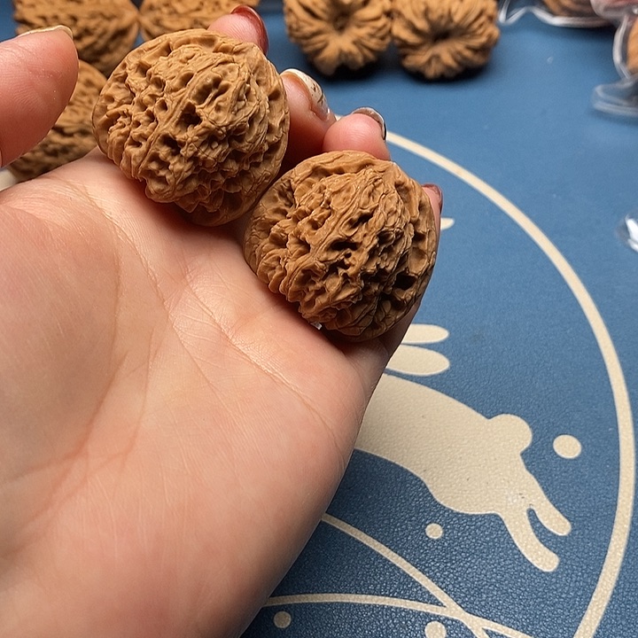 文玩核桃把件南疆