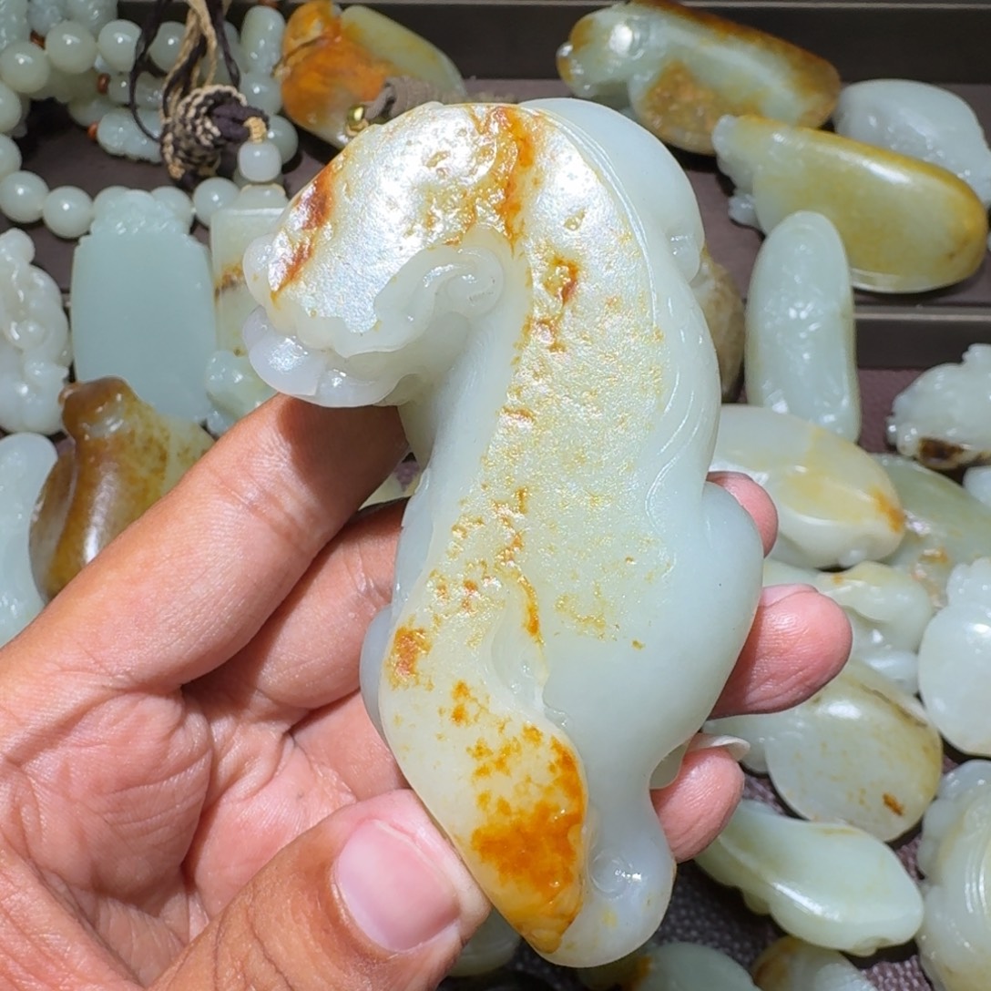 和田玉未镶嵌吊坠(不含链)