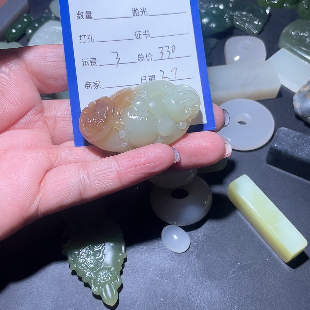 和田玉吊坠(不含链)未镶嵌时**者