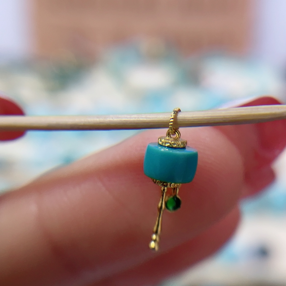 绿松石珠宝奇石18K金镶嵌