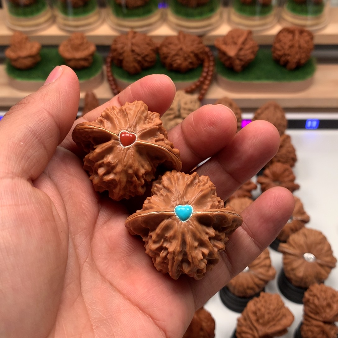 【闪购商品】吊坠文玩核桃龙****居隐隐约约