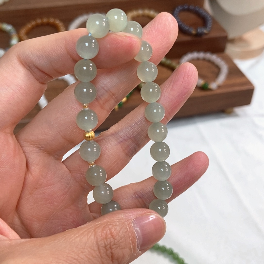手链18K金镶嵌和田玉8mm冰底蓝晴