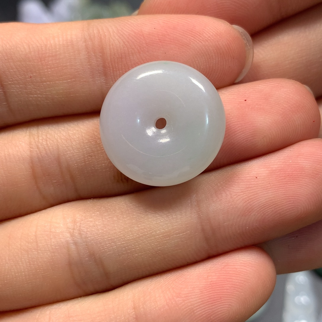 翡翠裸石翡翠首饰