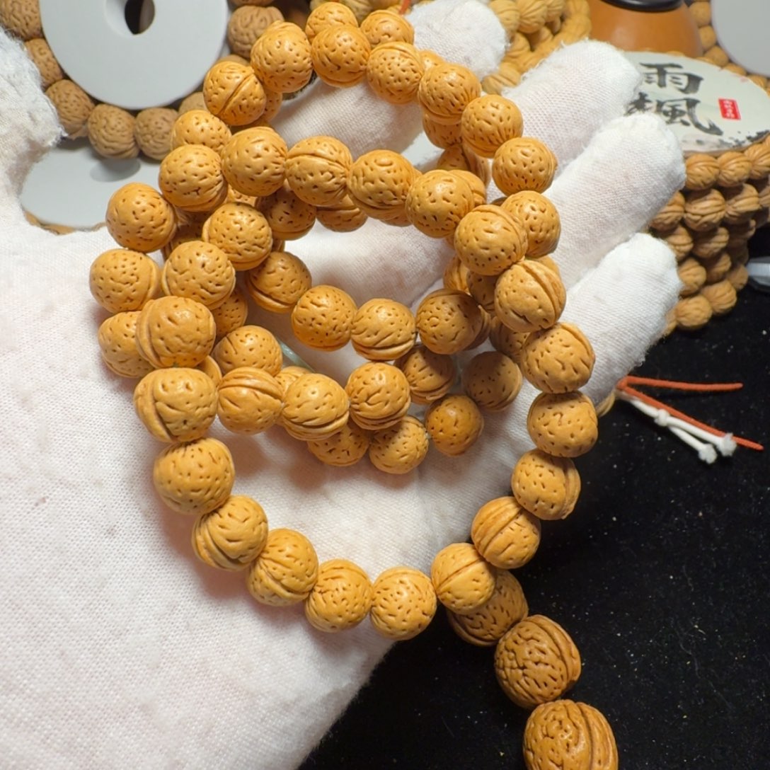 手串桃核金豆半挂72籽