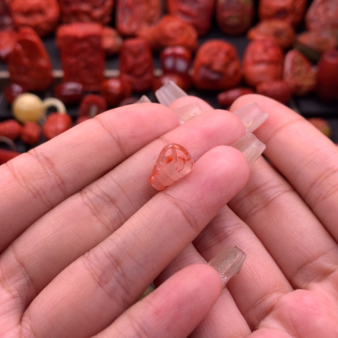 南红玛瑙南红川料冰飘三通8.7mm未镶嵌