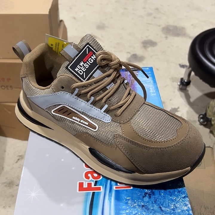 编码。   号。 40码  防砸防刺劳保鞋