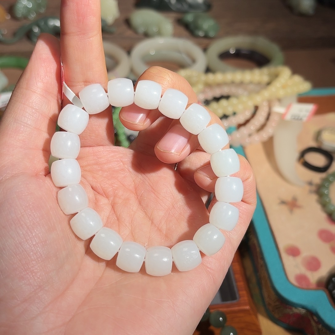 和田玉手串未镶嵌?***哲