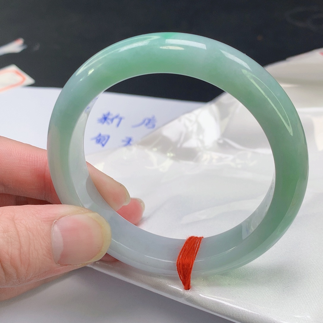 翡翠手镯未镶嵌149缅甸天然翡翠A货