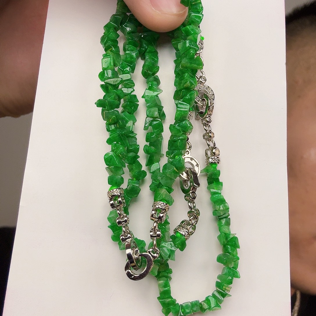 翡翠未镶嵌颈饰多样性发货只发一件