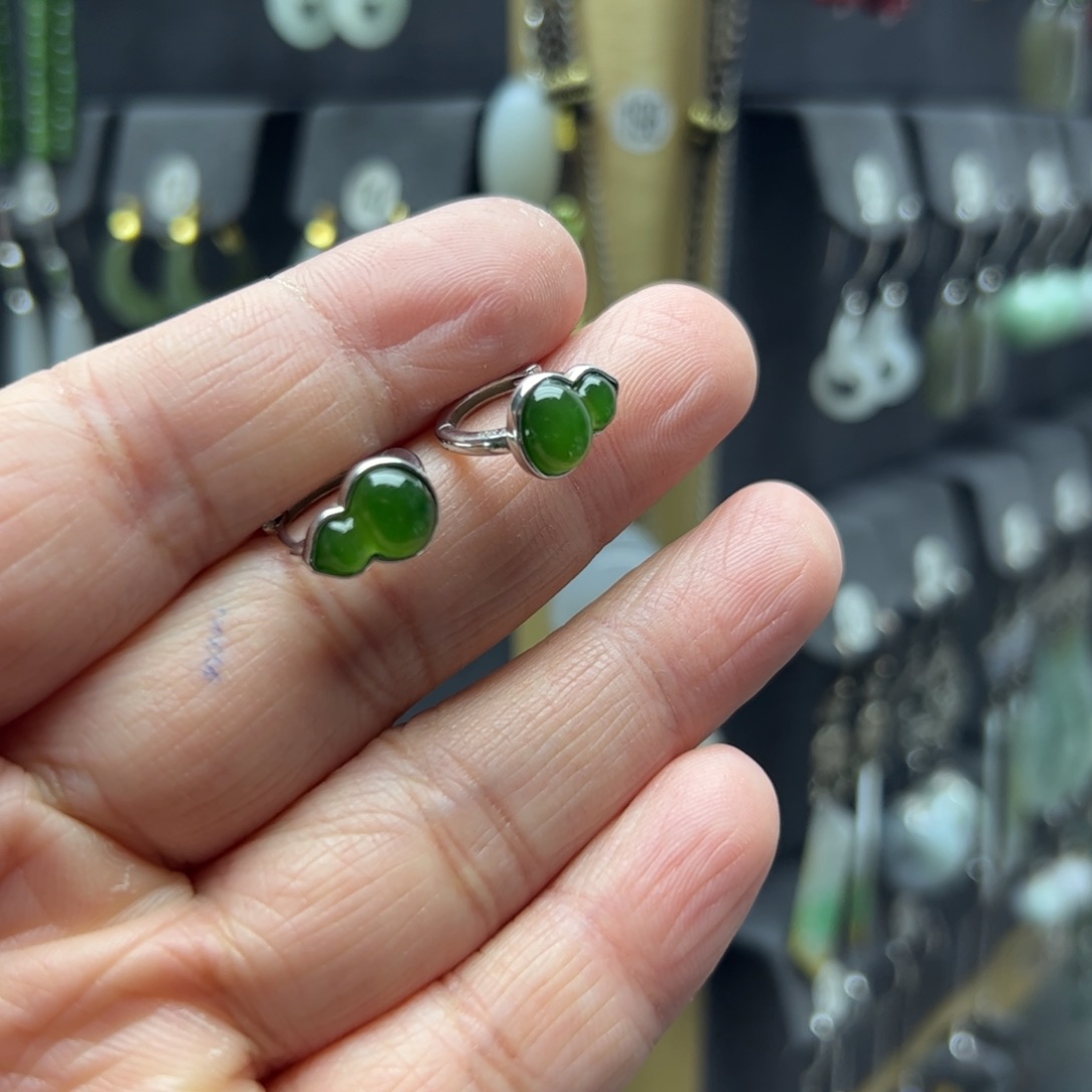 和田玉（碧玉）银S925镶嵌耳饰