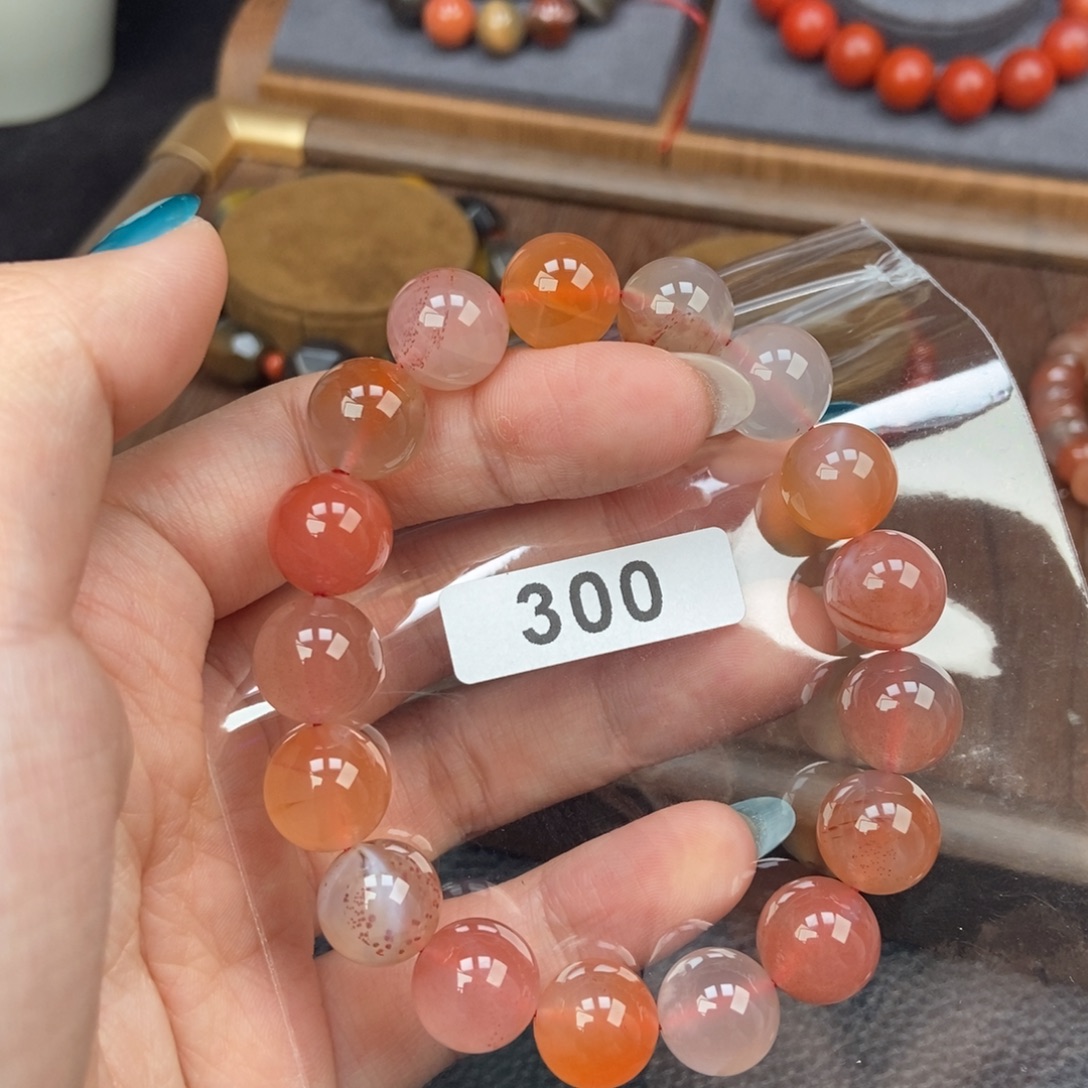 南红玛瑙未镶嵌手链卡11.7