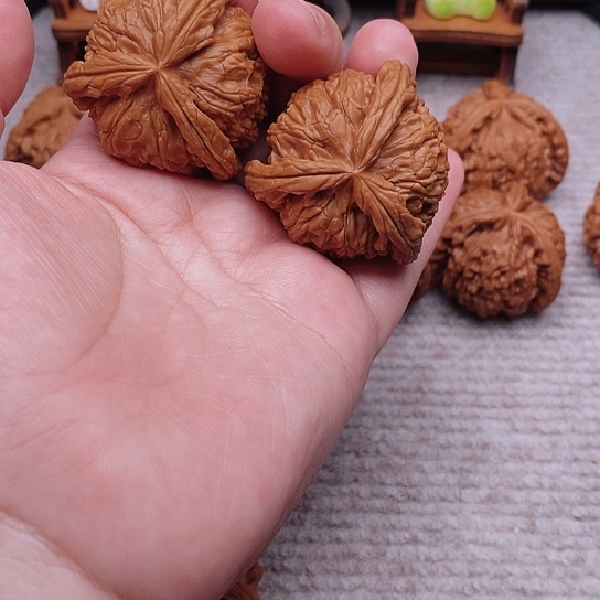 【闪购商品】文玩核桃吊坠用****1精工修复白奔41