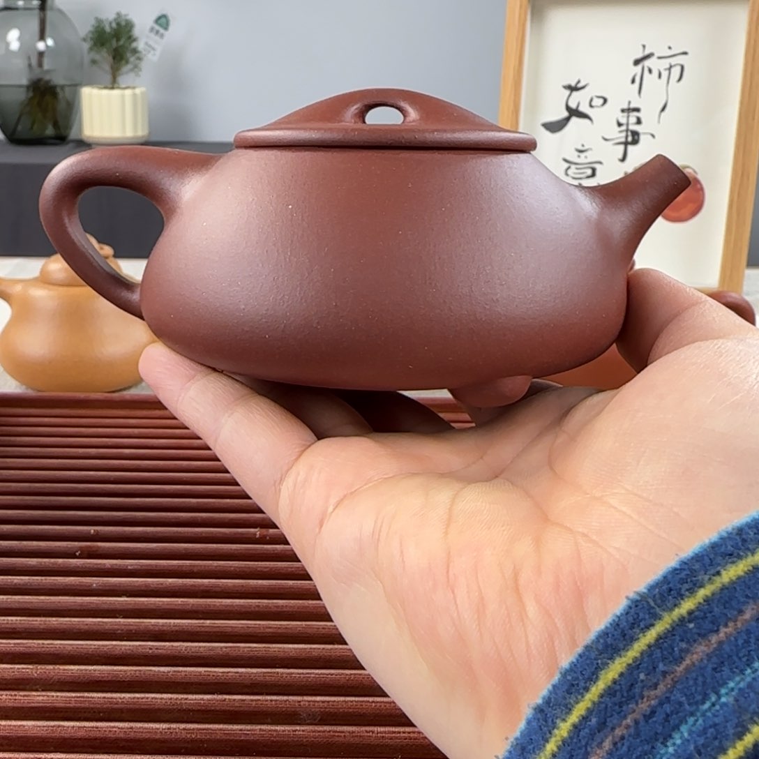 紫砂茶壶c*v微瑕底槽青景舟