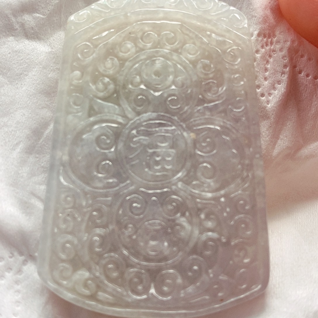 翡翠挂件未镶嵌福