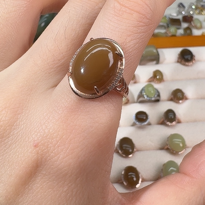 和田玉（糖玉）未镶嵌戒指