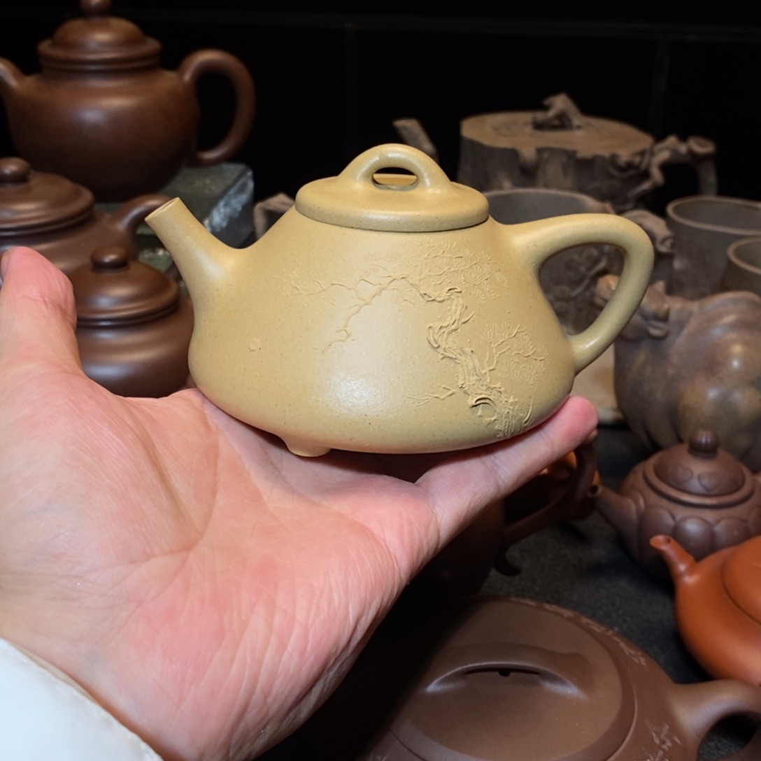 紫砂茶壶i****诺15569698445556356