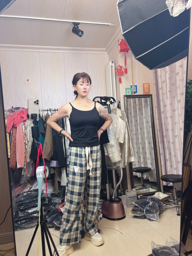 女士高腰宽松格子阔腿裤垂感百搭直筒裤