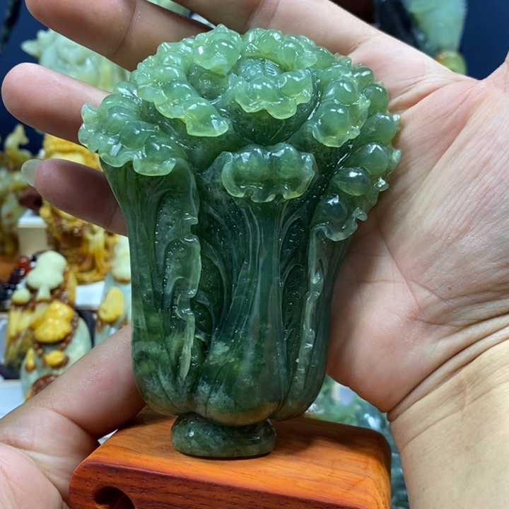 未镶嵌蛇纹石玉珠宝奇石弓*锐