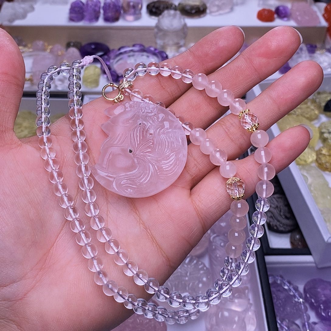 水晶颈饰未镶嵌粉水晶双面雕刻望月狐 送链子