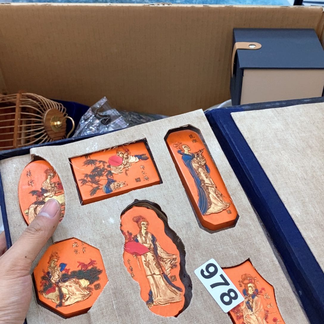 瓷片哈哈哈哈哈哈