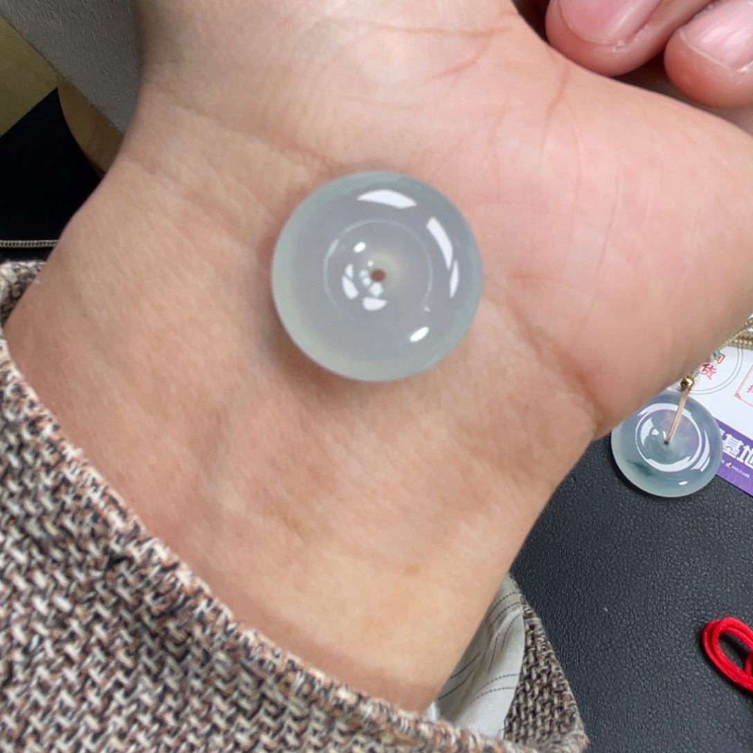 翡翠未镶嵌颈饰19+6.1