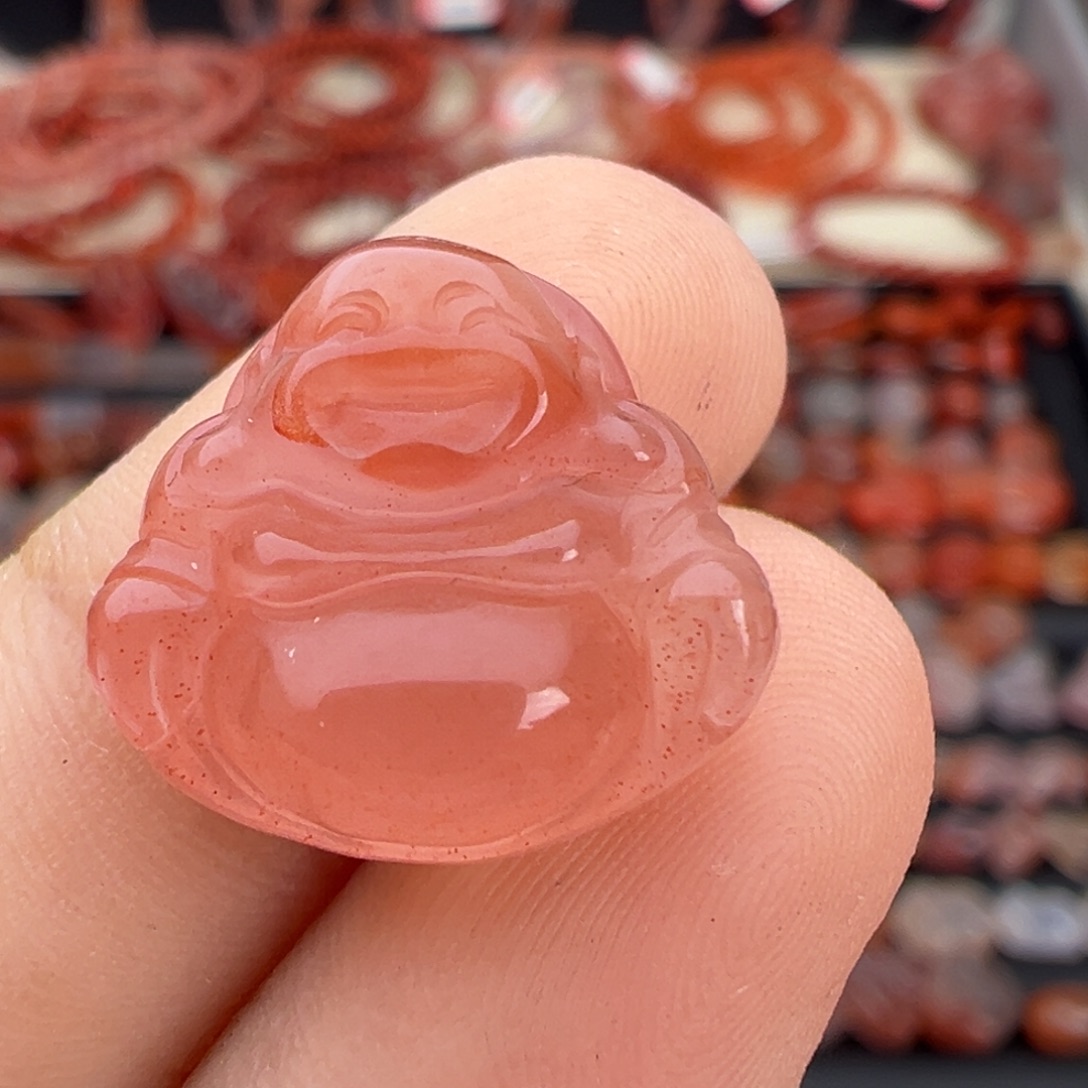 南红玛瑙未镶嵌颈饰佛公