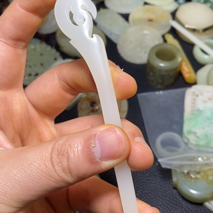 颈饰未镶嵌和田玉