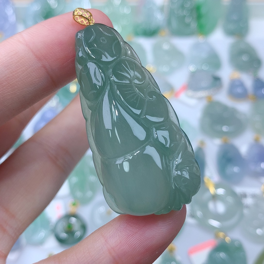 翡翠颈饰18K金镶嵌葫芦