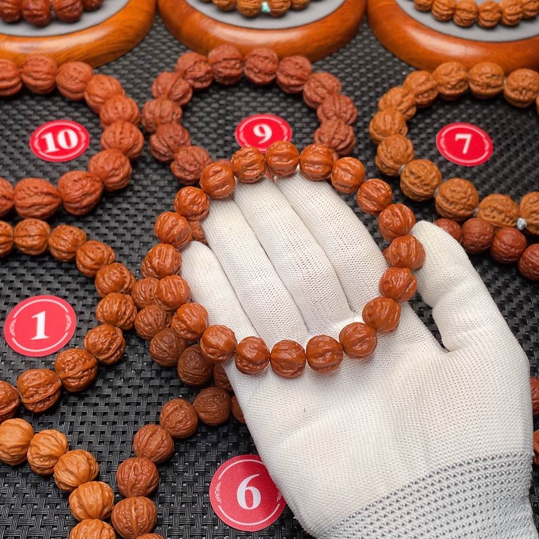 用***5手串文玩核桃粗筋八棱