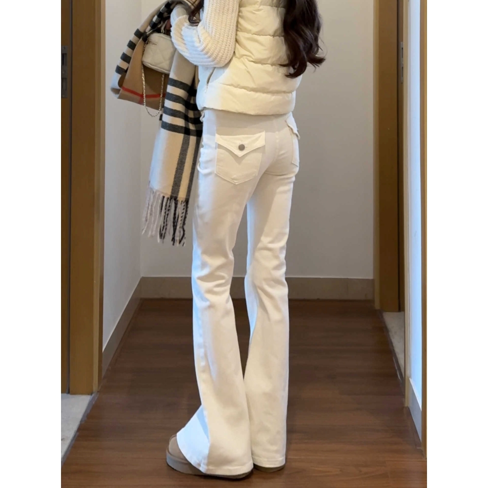 美式米白色直筒微喇牛仔裤女2025冬季新款高腰翻盖口袋垂感马蹄裤