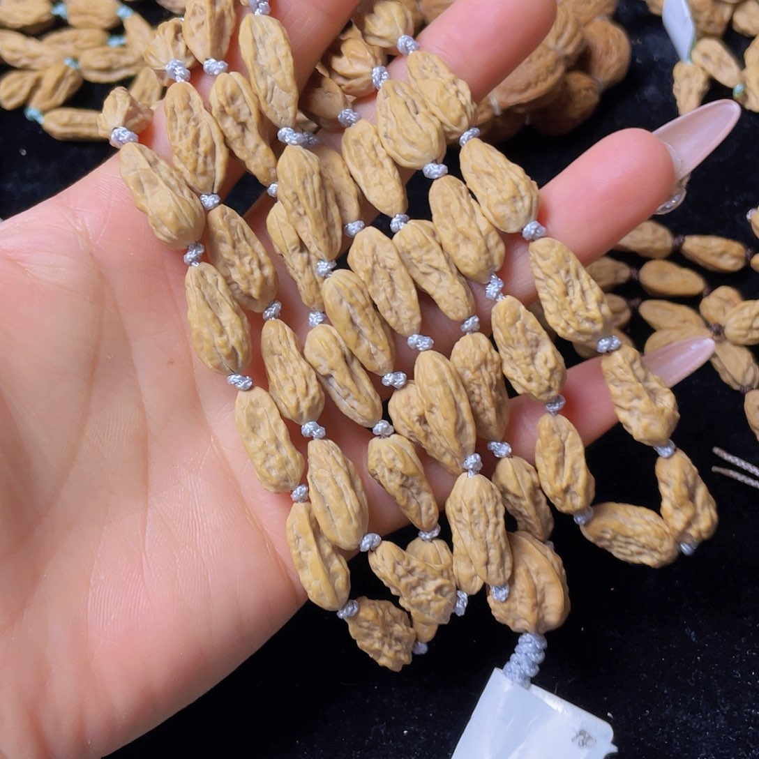 呵***呵文玩核桃吊坠脖挂