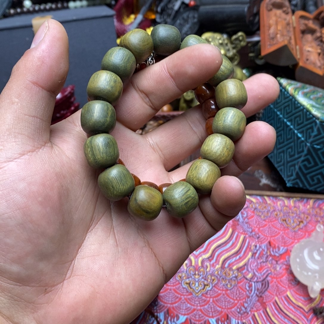 滴血莲花菩提吊坠