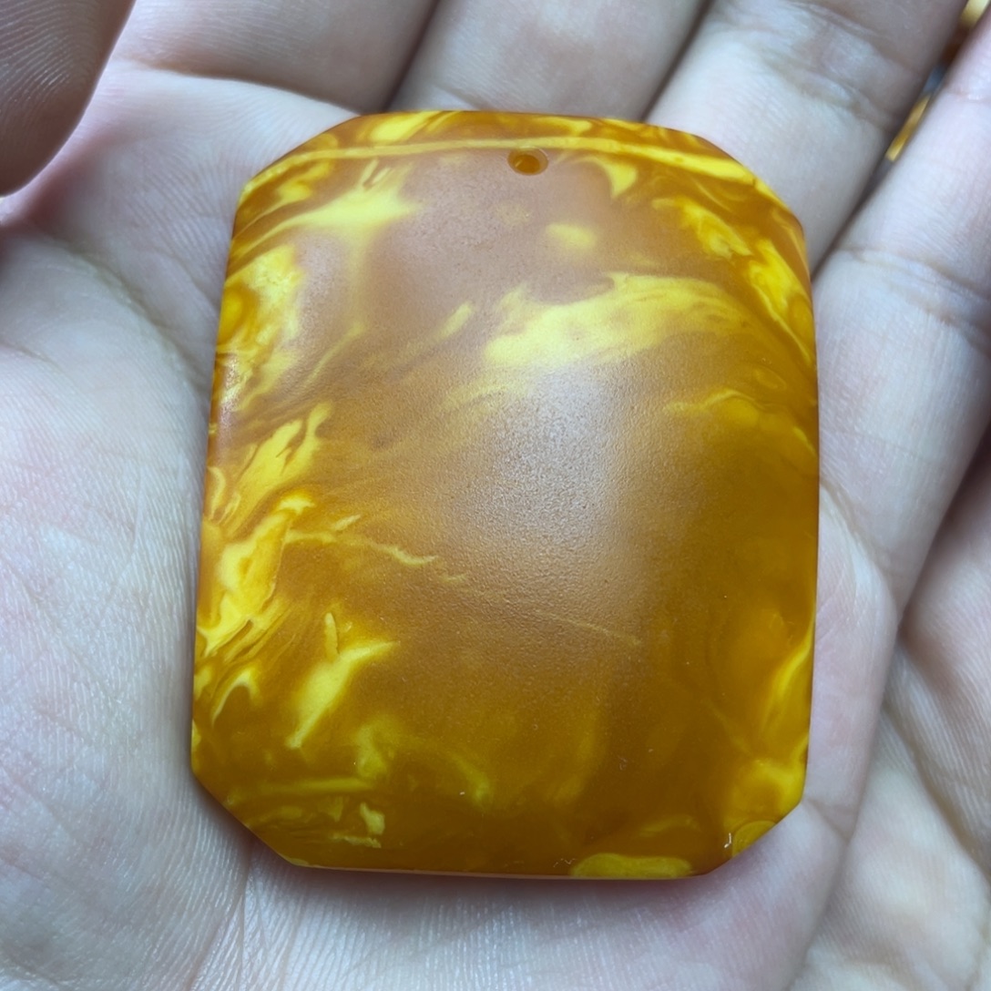 蜜蜡未镶嵌吊坠(不含链)