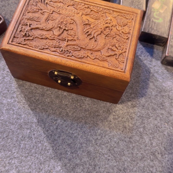 贡木首饰盒得得得得得