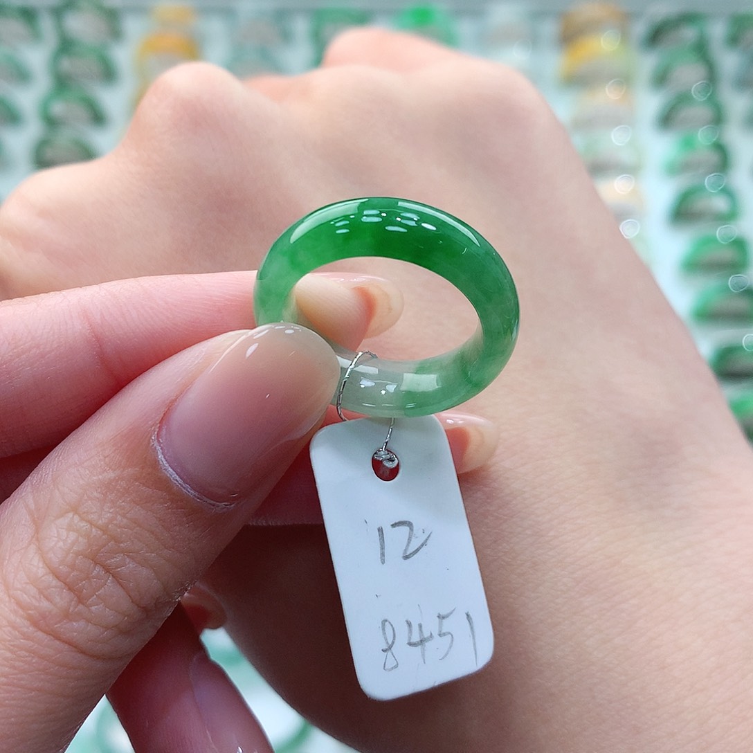 翡翠戒指未镶嵌12号