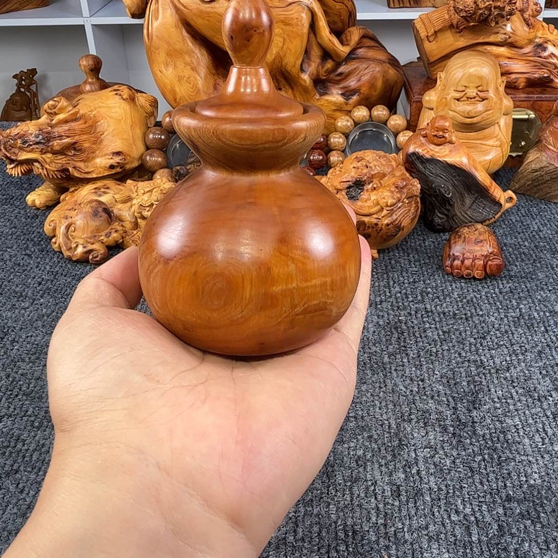 崖柏太行崖柏崖窝黑金糖心玉化罐子