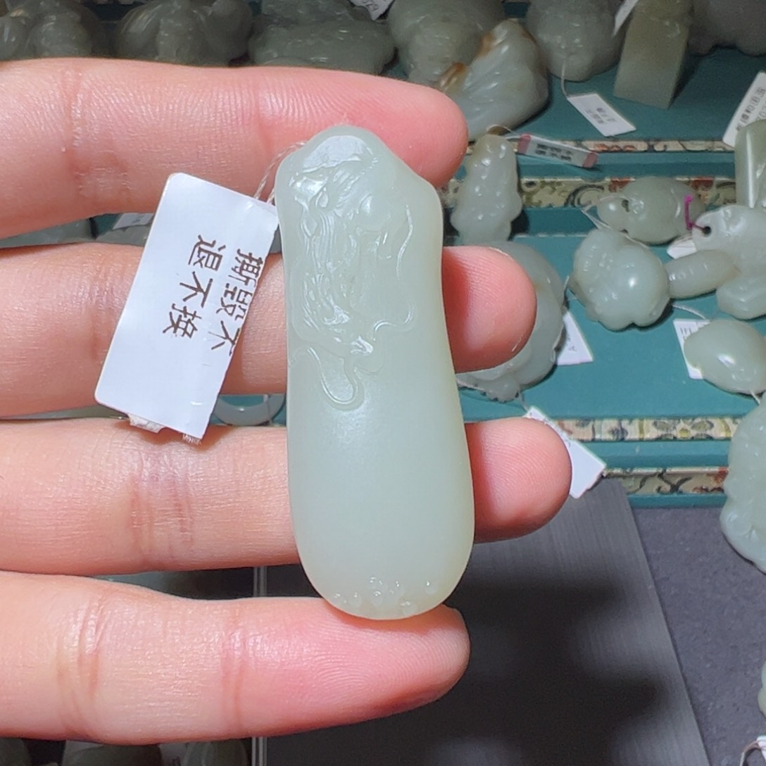 和田玉颈饰未镶嵌用****9