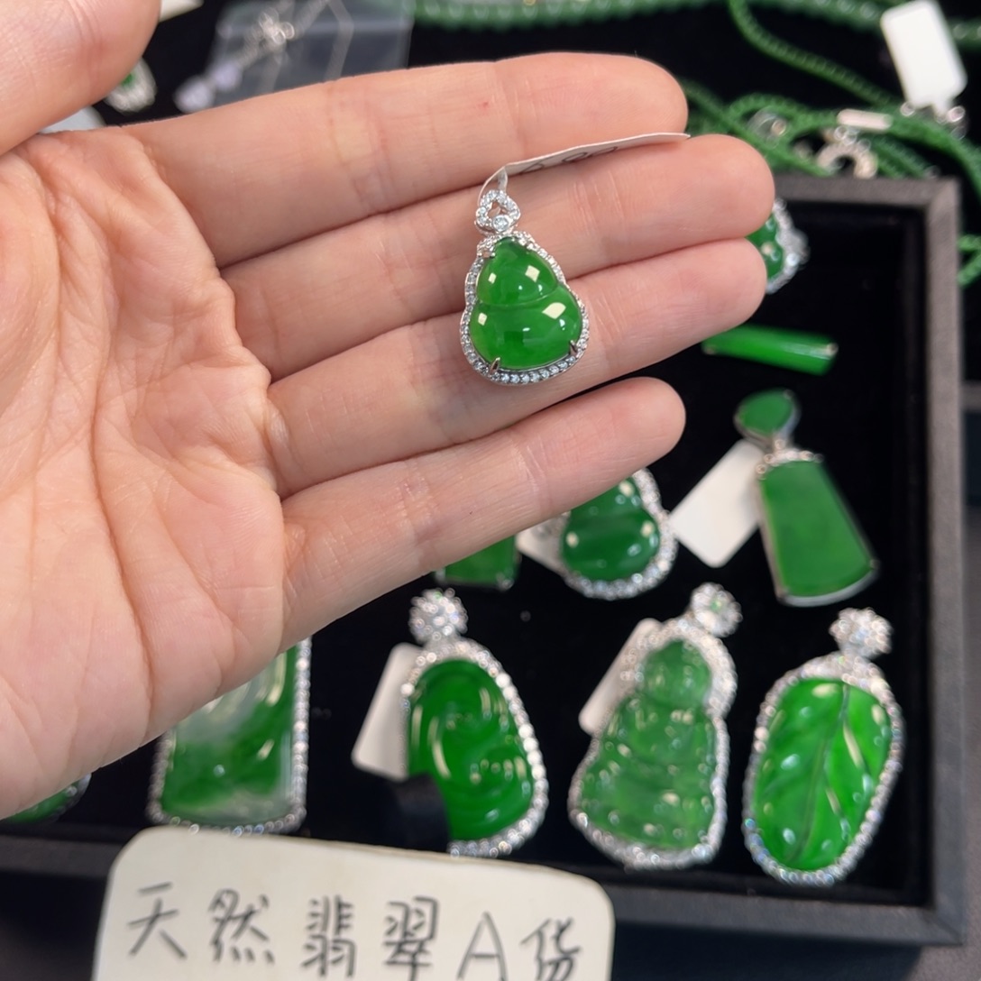 翡翠银S925镶嵌戒指葫芦吊坠