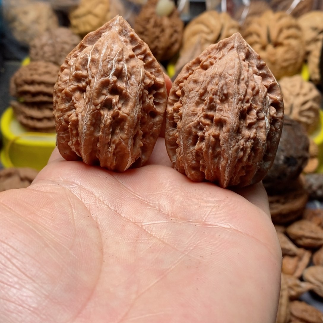 文玩核桃吊坠核桃69