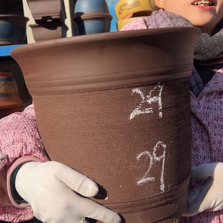 29拉毛高栏花盆花盆