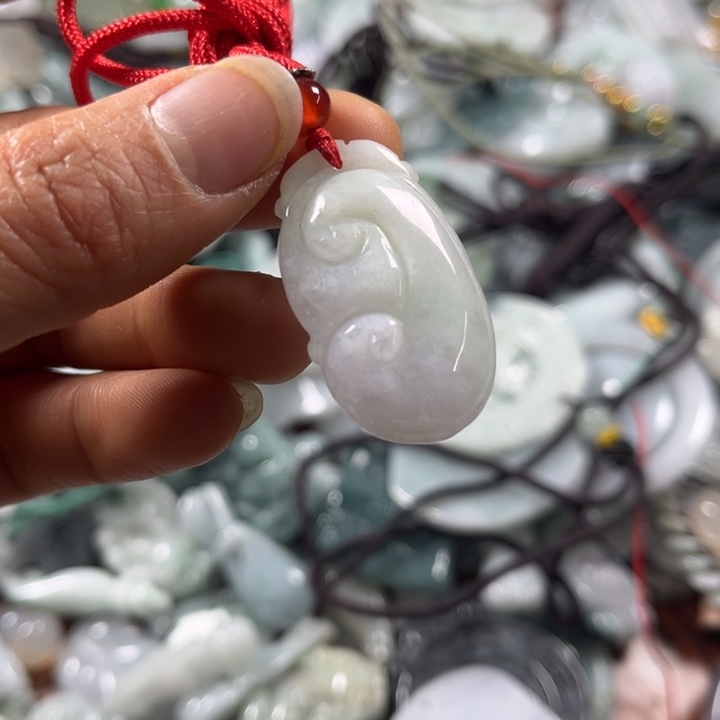 翡翠未镶嵌挂件翡翠