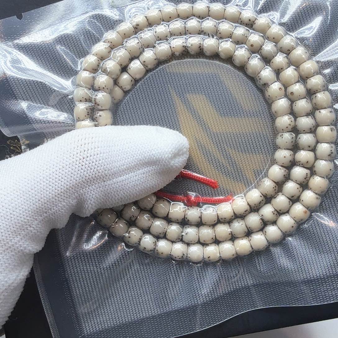 星月菩提吊坠5骨瓷白河豚6左右 108